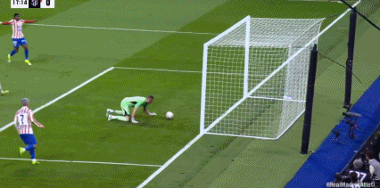 卡多佐怒斥裁判双标致马竞德比饮恨 皇马点球争