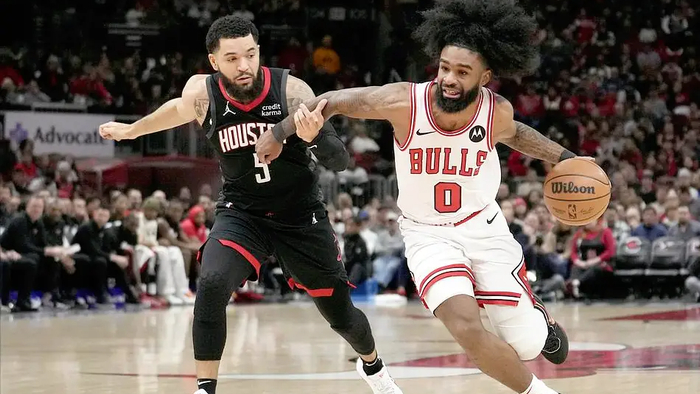 老鹰11连胜登顶战力榜 火箭惨败谢波德成关键先