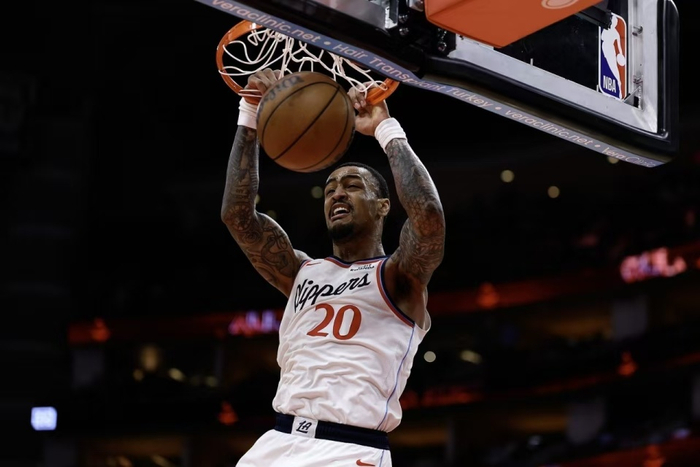 快船管理层决策引争议，球员续约与伦纳德未来