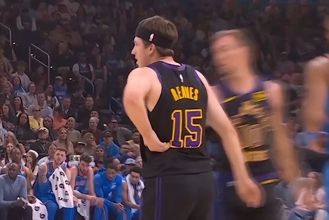 雷霆首节轰44分碾压湖人 东契奇低迷难救主