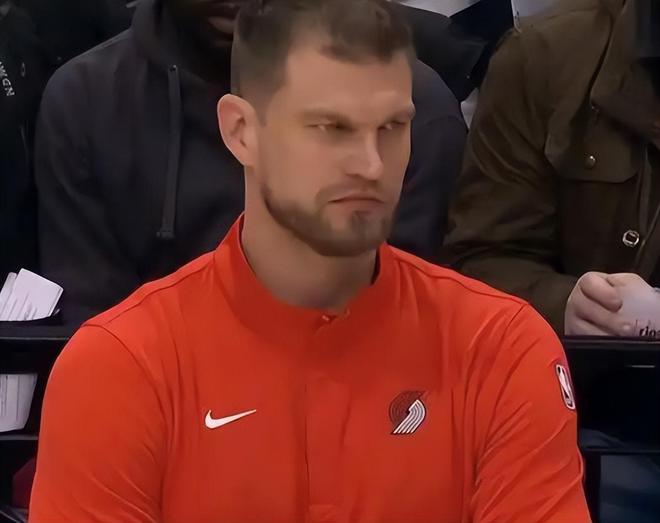 马刺主场迎战开拓者季后赛G1开启对决 文班亚马